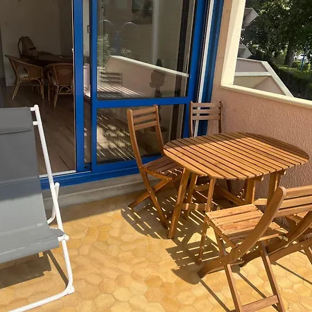 Au Centre D'andernos Andernos-les-Bains